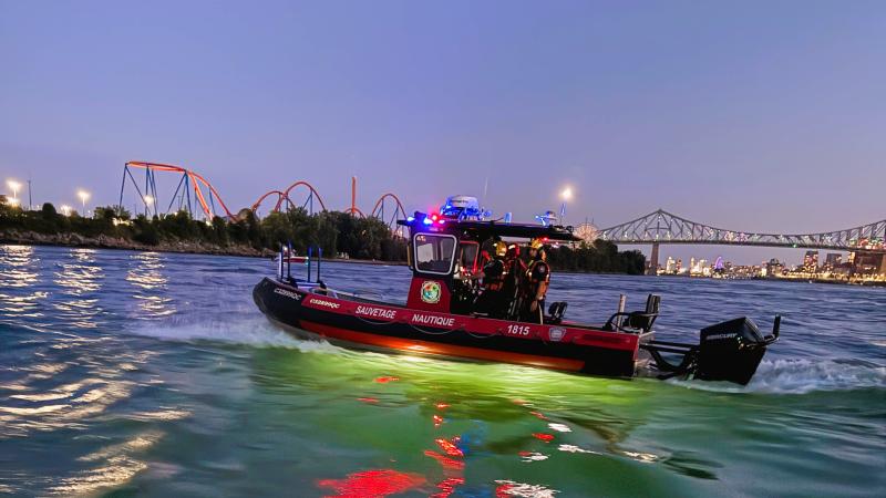 Équipe nautique sur le site de la Ronde